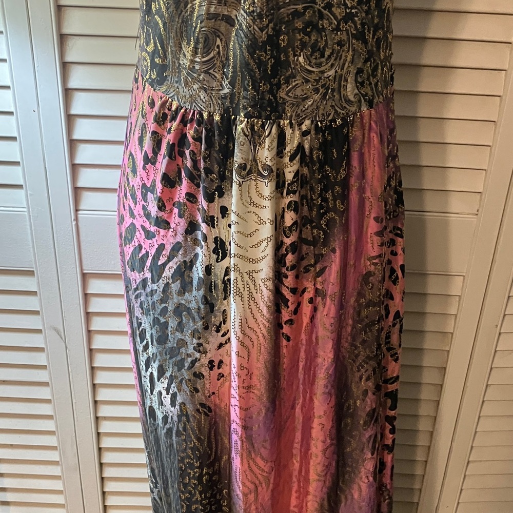 Shoreline Metallic Pink and Black Halter Maxi Dress - Picture 9 of 14
